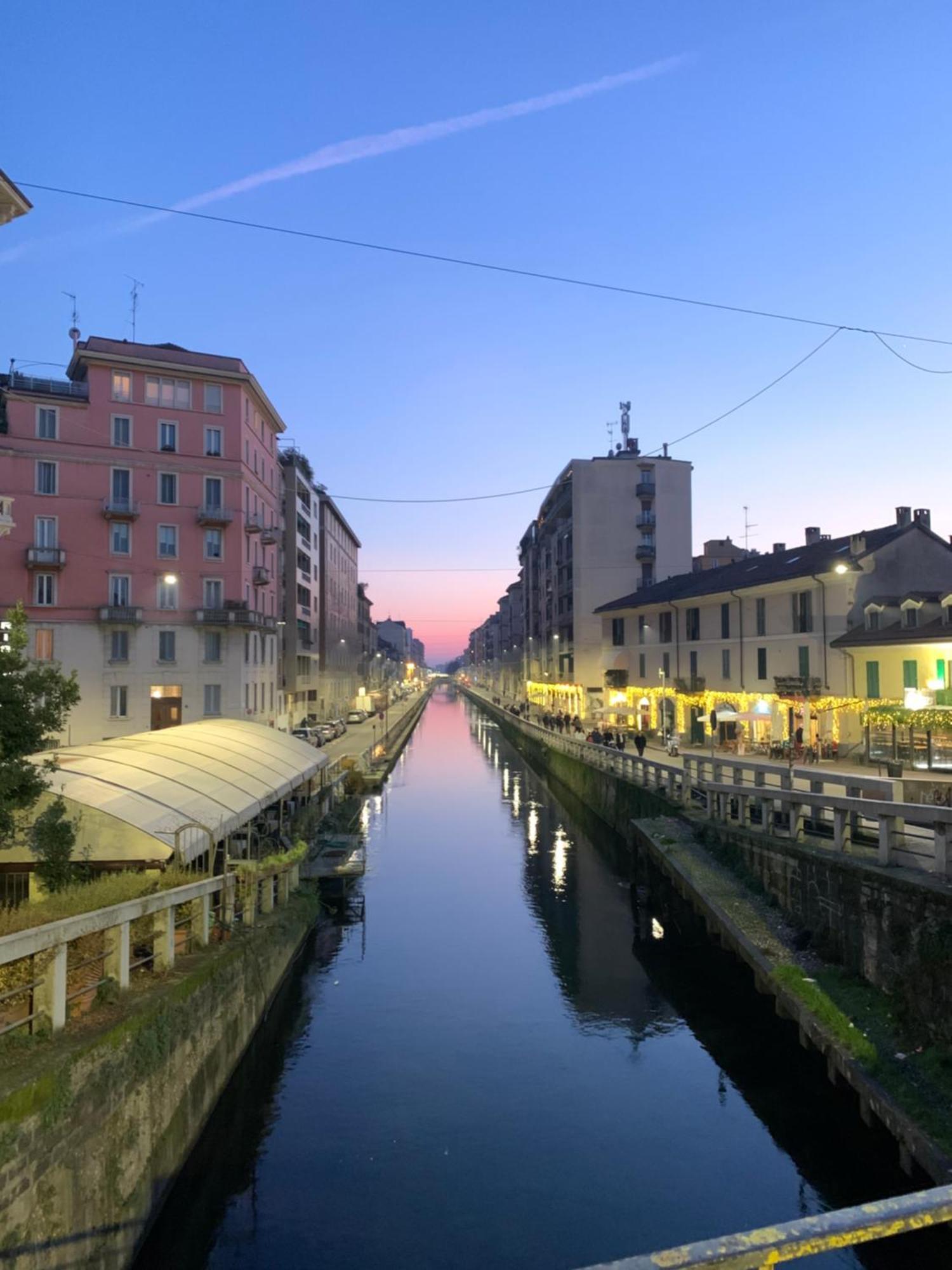 Navigli Stylish Apartment Underground Nearby For 4 Guests - Milan — Photos 3